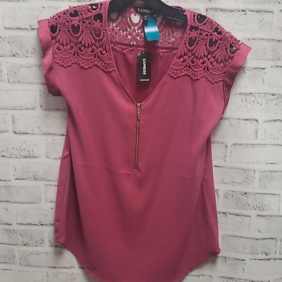 Express top  - Picture 1 of 3
